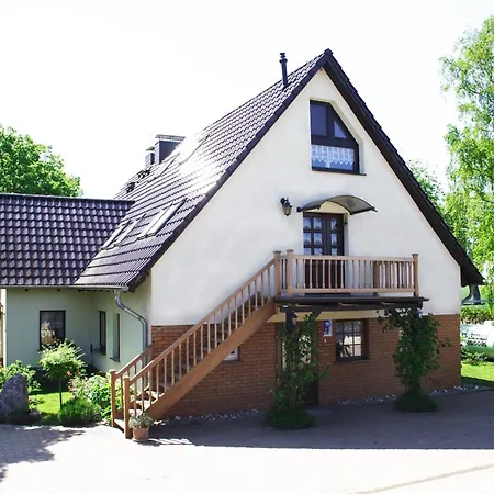 Apartment Im Altbauernhaus Hohendorf (Nordvorpommern)